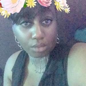 Meet your Posher, Ericka